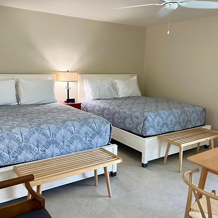 Sunshine Island Inn - Adults Only Санибел Экстерьер фото