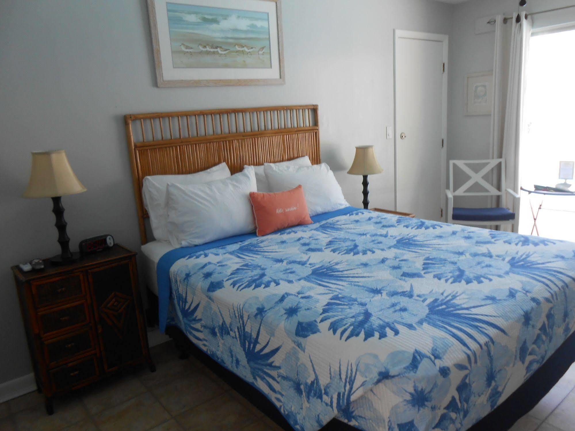 Sunshine Island Inn - Adults Only Санибел Экстерьер фото
